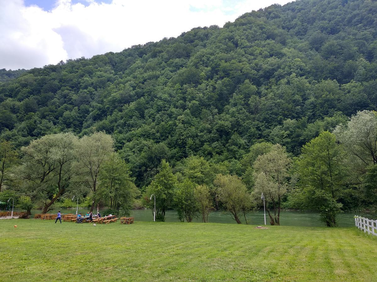 Отель Camp Vrbas Rekavice Экстерьер фото