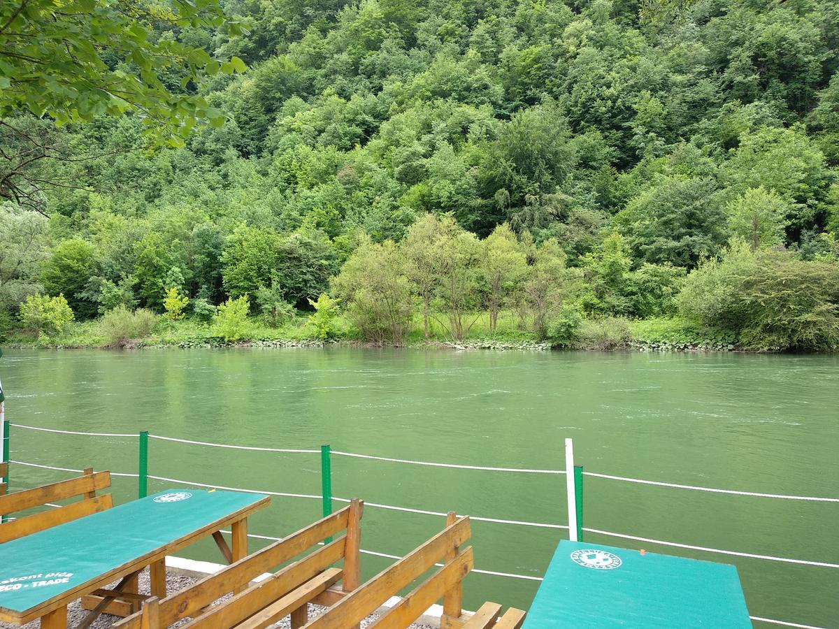 Отель Camp Vrbas Rekavice Экстерьер фото