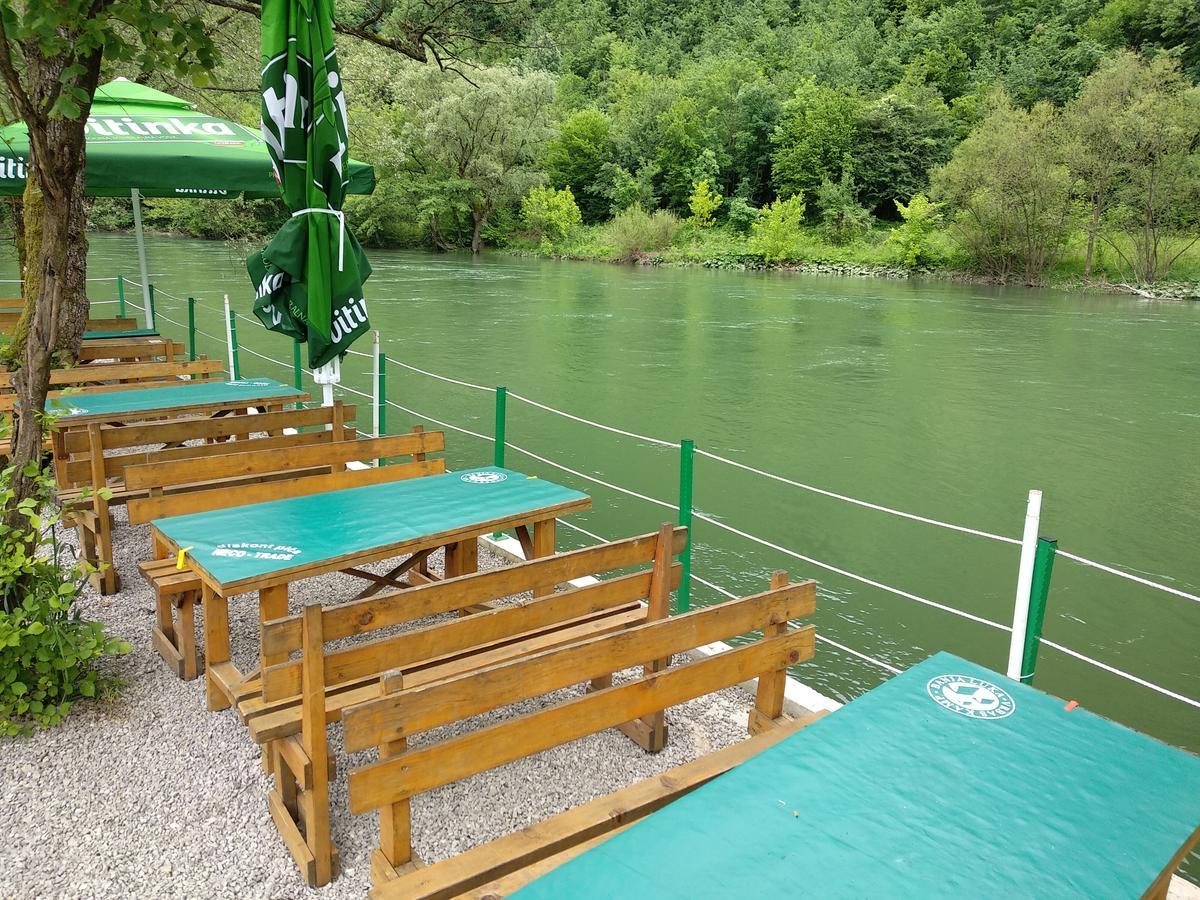 Отель Camp Vrbas Rekavice Экстерьер фото